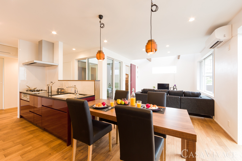 【業界の禁忌】なぜ高級デザイン住宅は「半額」で建てられるのか？